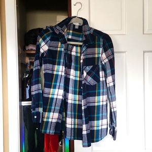 Old Navy Classic Flannel Button Up Shirt